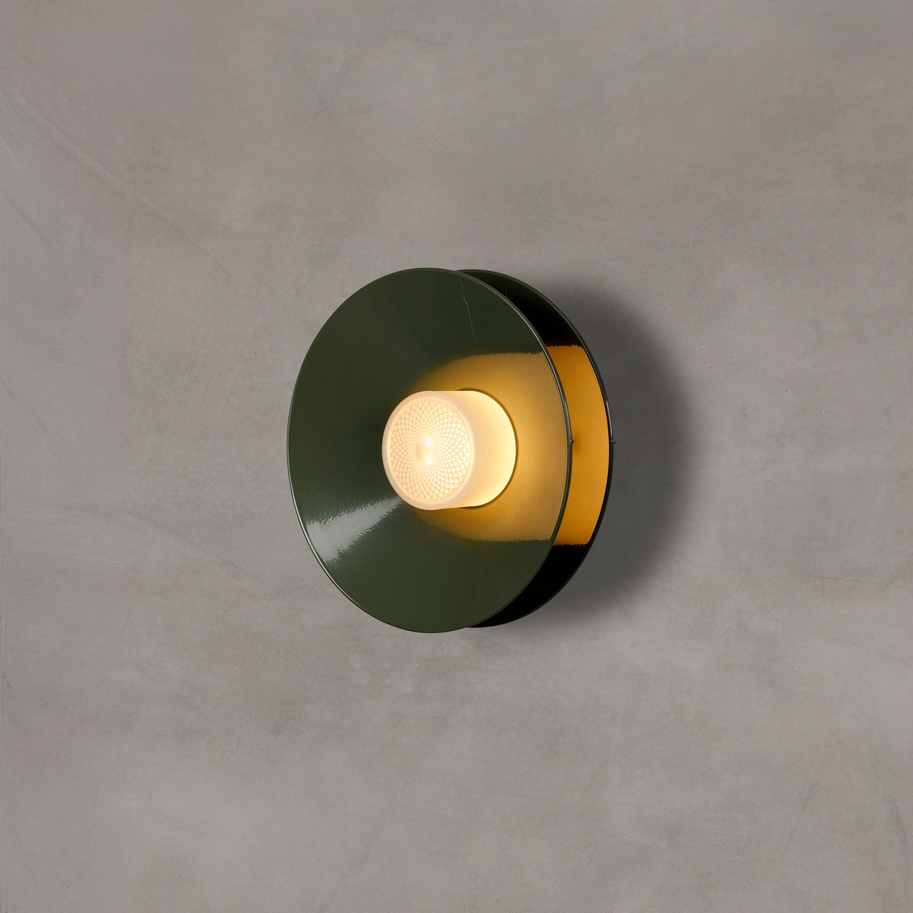 2SHADES _ Wall Light_Open