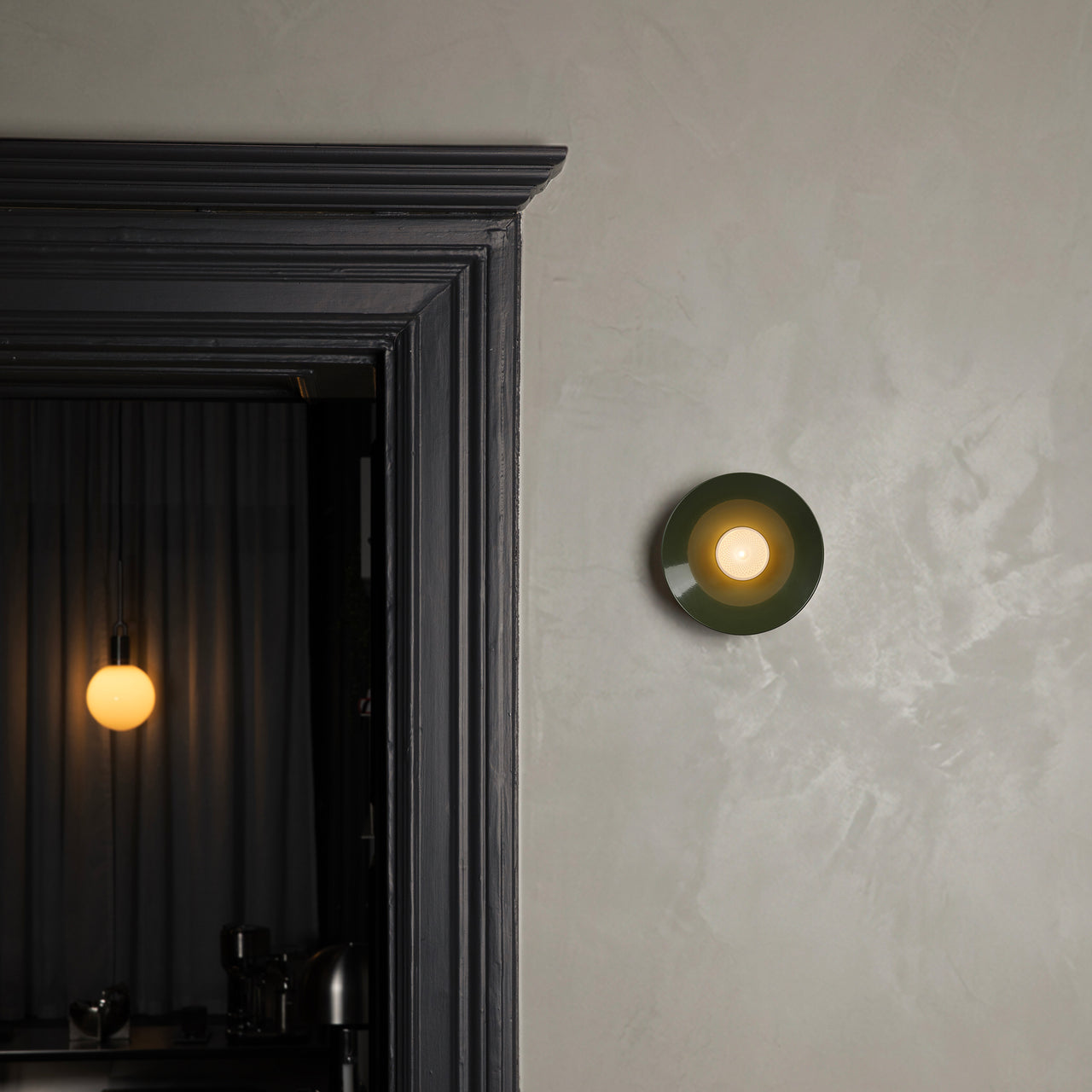 2SHADES _ Wall Light_Open